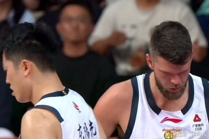 星空体育-终于等到了！广东新内线老大正式诞生，这可是加强版胡金秋！